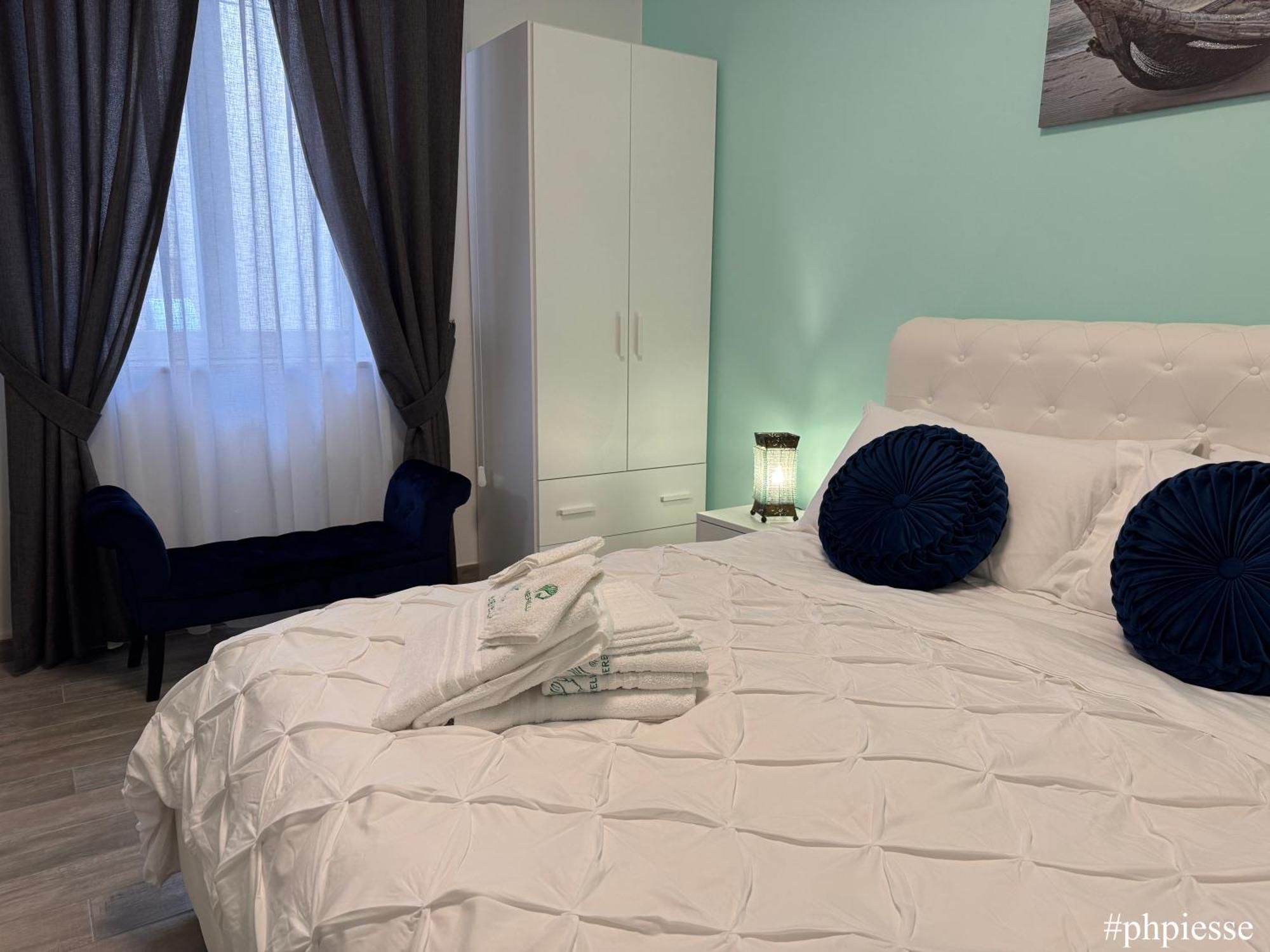Emerella Luxury Suites-Siderno Lungomare Extérieur photo