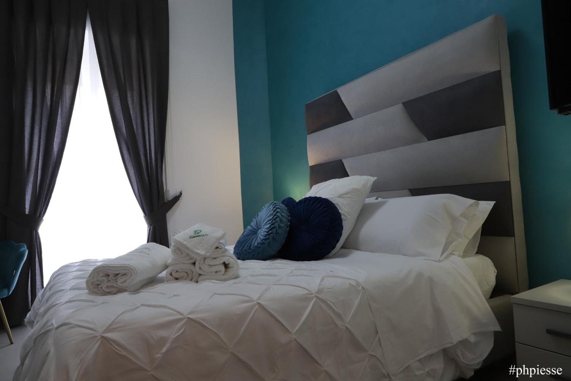 Emerella Luxury Suites-Siderno Lungomare Extérieur photo